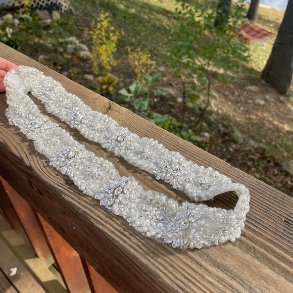 NEW NEVER WORN Bridal Belt 31.5” main image 6